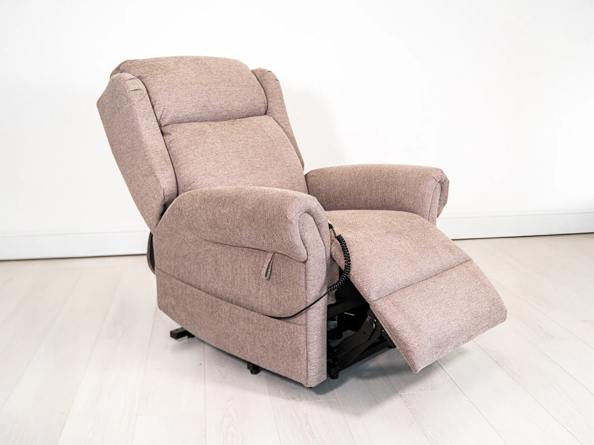 Carlton Electric Reclining Chair - Image 3