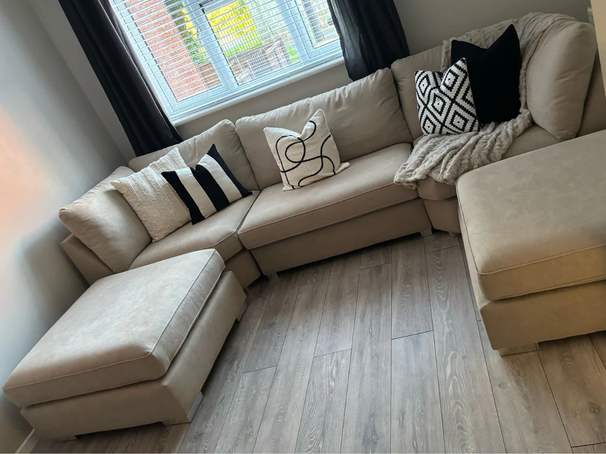 Primrose U Shape Sofa in Cream Kensington Fabric - Image 6