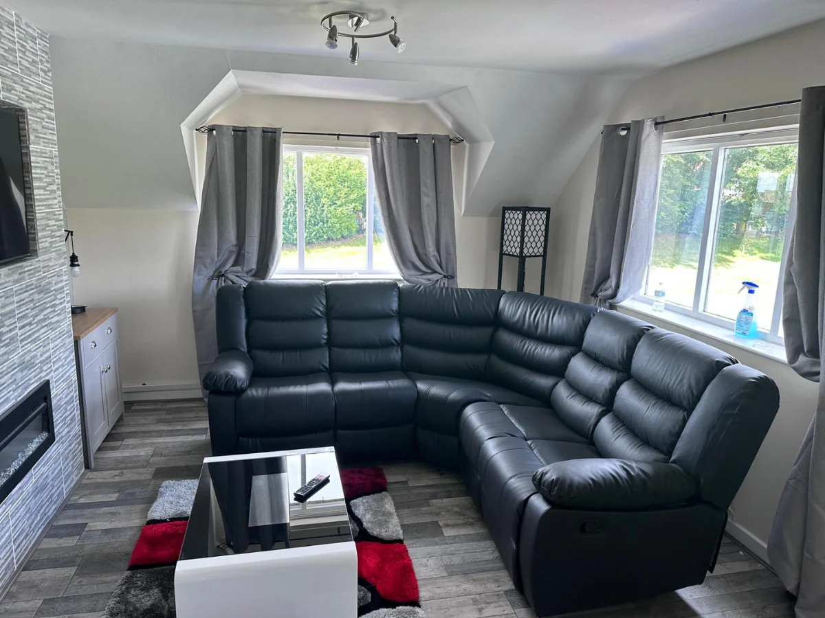 Roma Recliner Corner Sofa Faux Leather Black - Image 3