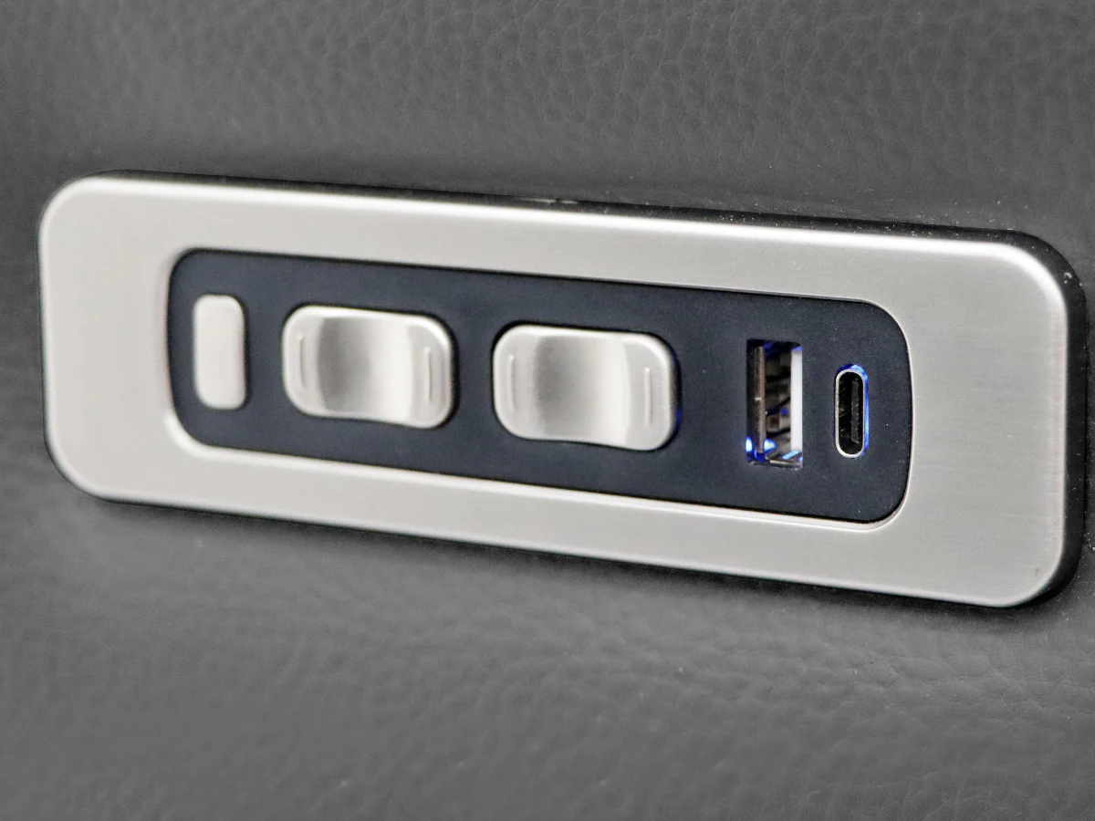 Tech 11 Smart Grey Electric Recliner Sofa Set 3+2+1 Aire Leather - Image 8