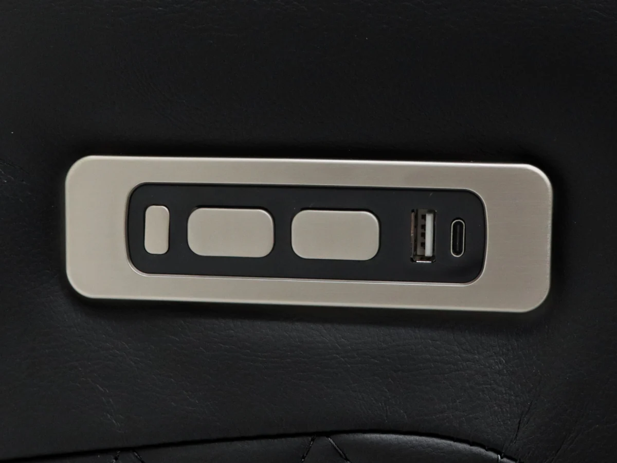 Tech 8 Smart 3+2+1 Electric Recliner Sofa Set Black Aire Leather - Image 11